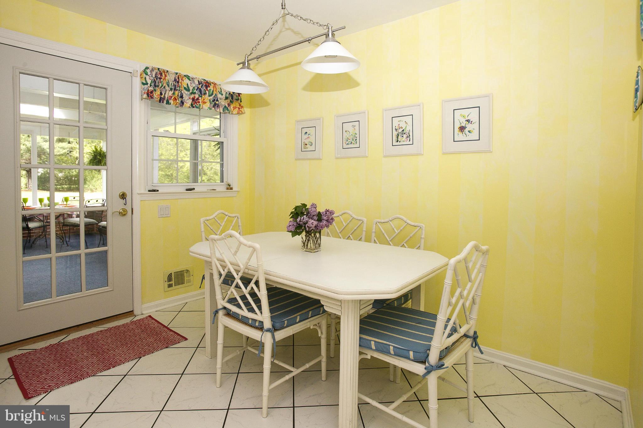 1820 Thornton Ridge Road Baltimore, MD 21204 - Photo 8 of 28 Kitchen