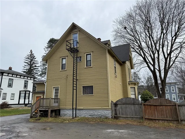 $1,200 | 65 Ford Avenue, Oneonta, NY 13820