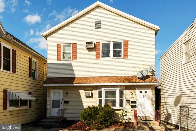 $399,900 | 141 West High Street, Gettysburg, PA 17325