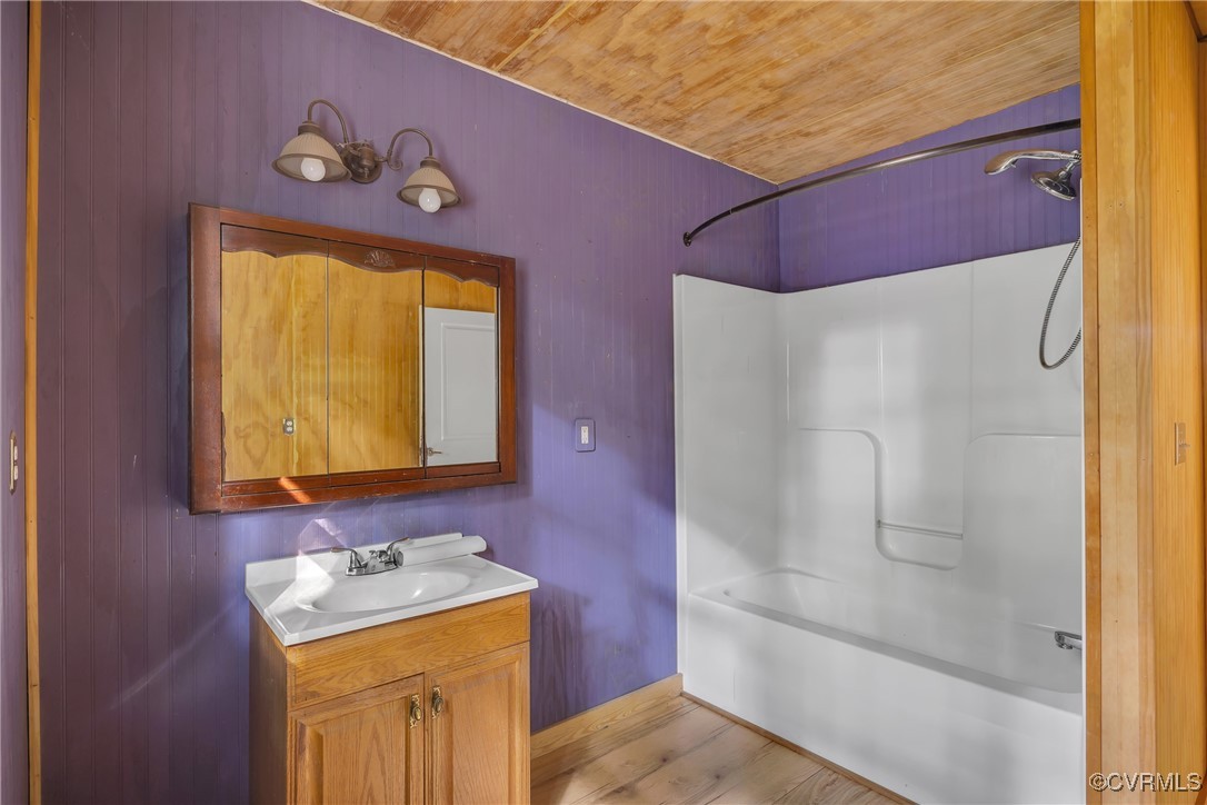 3966 Holts Lane Saluda, VA 23149 - Photo 19 of 25