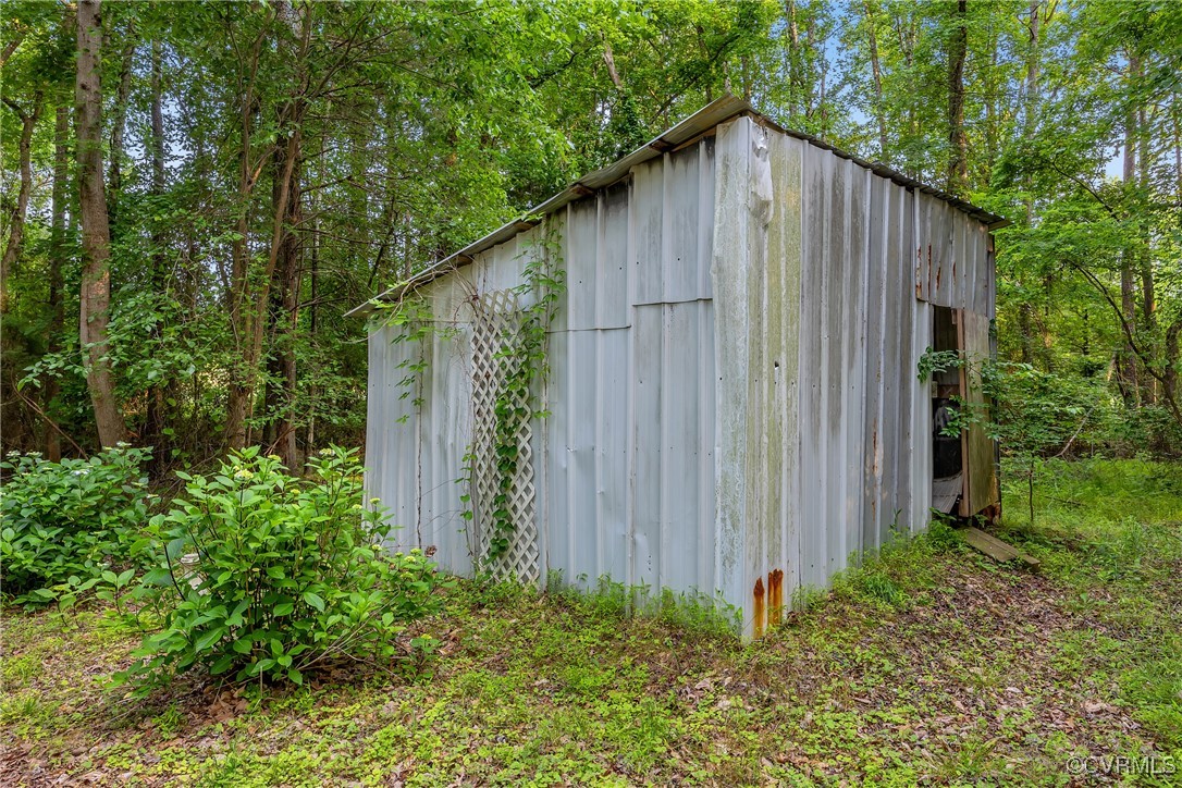 3966 Holts Lane Saluda, VA 23149 - Photo 24 of 25