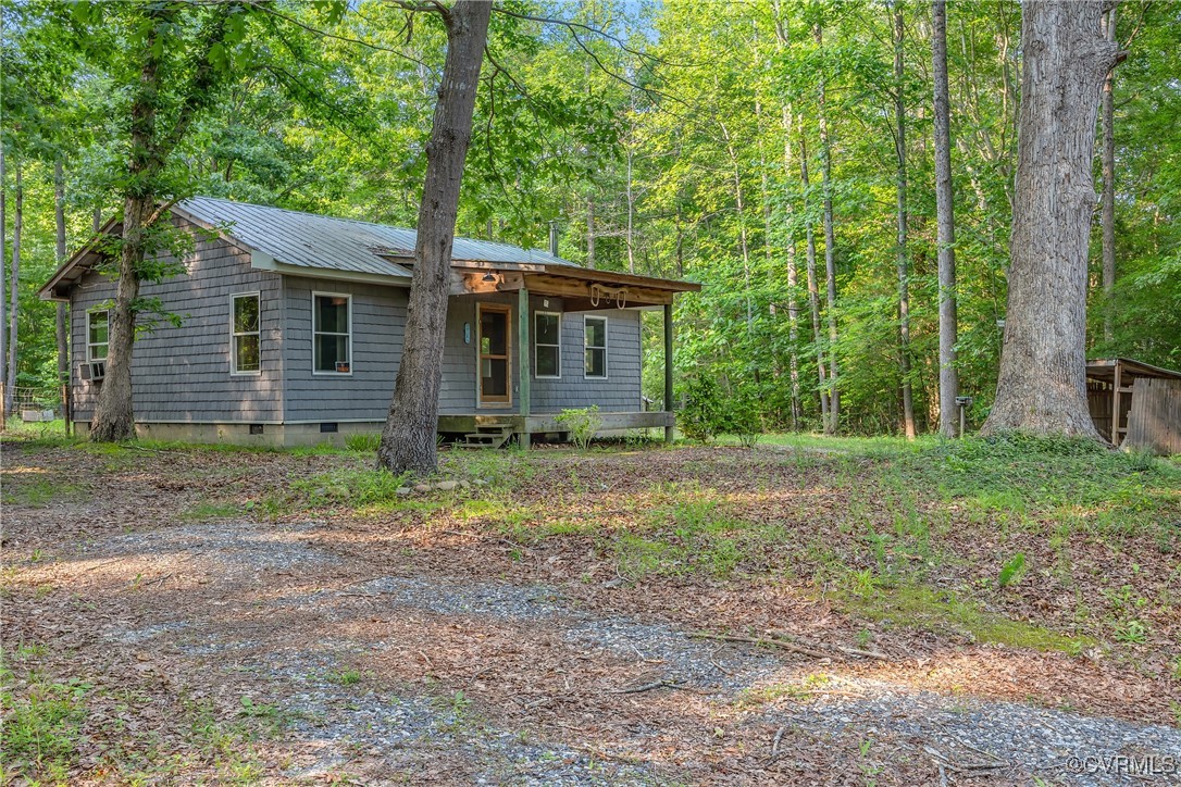 3966 Holts Lane Saluda, VA 23149 - Photo 3 of 25