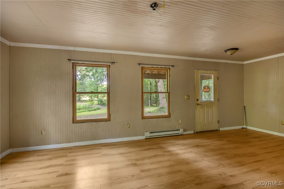 3966 Holts Lane Saluda, VA 23149 - Photo 9 of 25