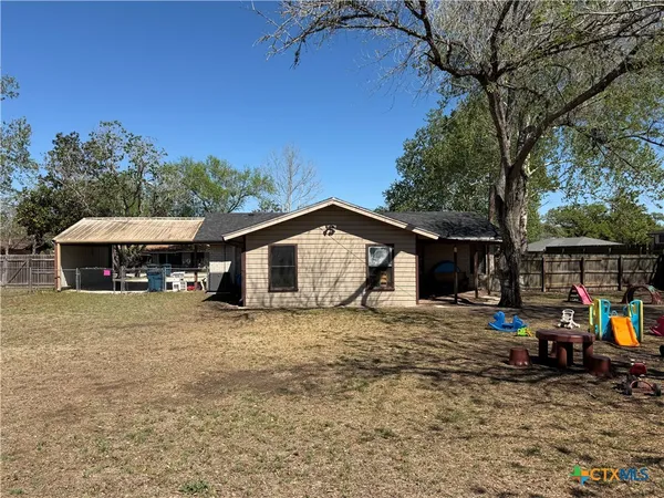 $203,500 | 202 Bego Street, Goliad, TX 77963
