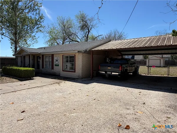 $203,500 | 202 Bego Street, Goliad, TX 77963