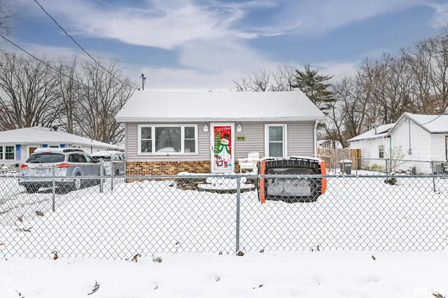 $115,000 | 230 Stahl Avenue, Washington, IL 61571