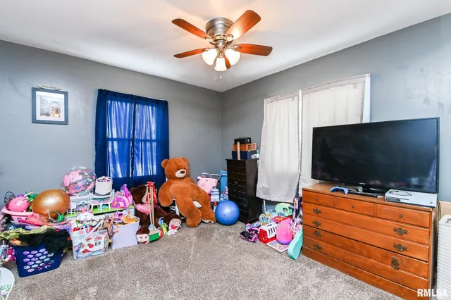 $115,000 | 230 Stahl Avenue, Washington, IL 61571