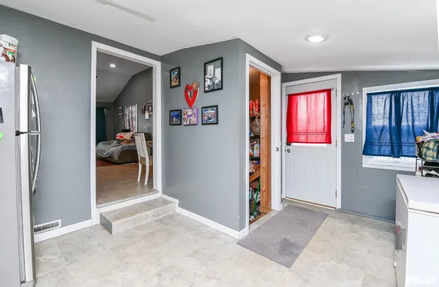 $115,000 | 230 Stahl Avenue, Washington, IL 61571