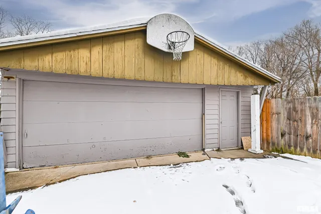 $115,000 | 230 Stahl Avenue, Washington, IL 61571