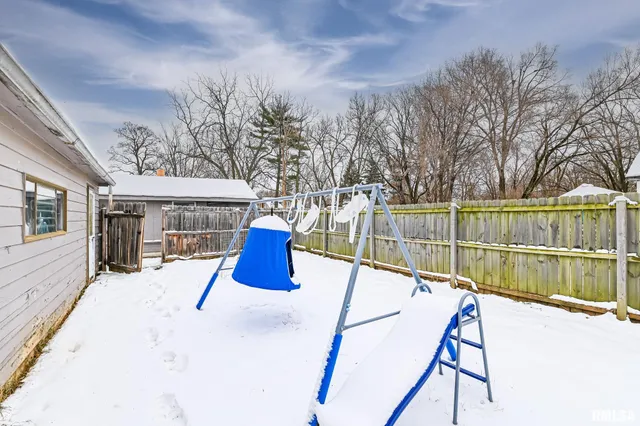 $115,000 | 230 Stahl Avenue, Washington, IL 61571