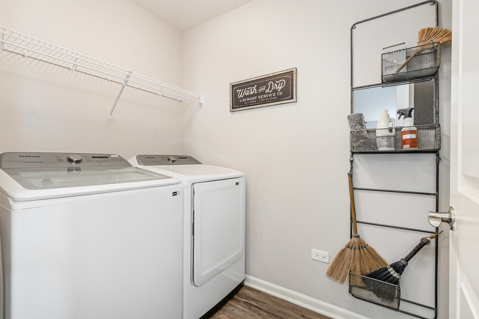 24724 McCormick Way Manhattan, IL 60442 - Photo 22 of 24 a utility room with dryer and washer