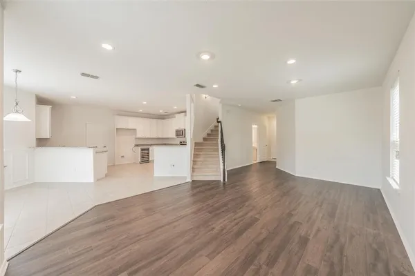$2,850 | 6268 Topsail Drive, Fort Worth, TX 76179