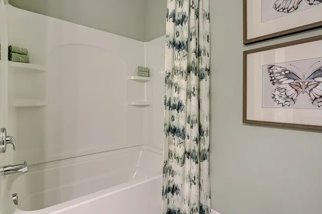 $559,990 | 424 Collingwood Road, South Elgin, IL 60177