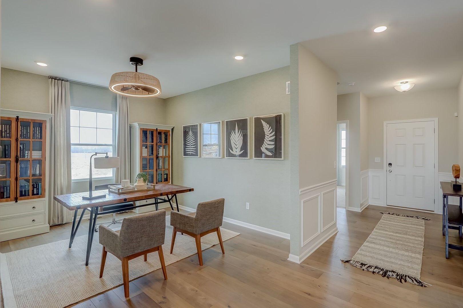 424 Collingwood Road South Elgin, IL 60177 - Photo 3 of 32