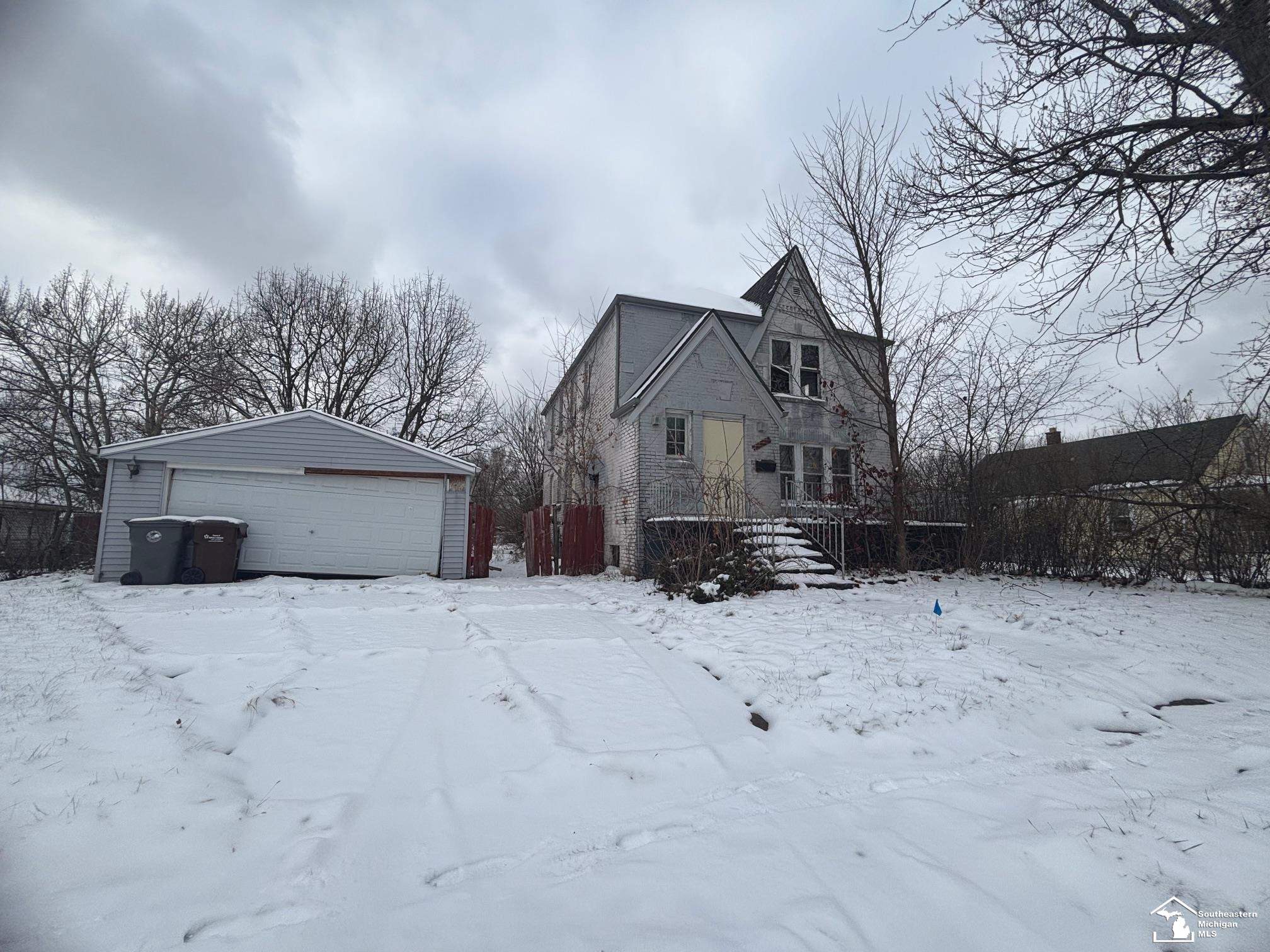 3412 Spruce Street Inkster, MI 48141 - Photo 24 of 24 50195436-4f204077-1dda-4047-9784-af46d35a2625.JPG