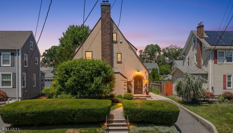1030 Sterling Road Union, NJ 07083 - Photo 4 of 39