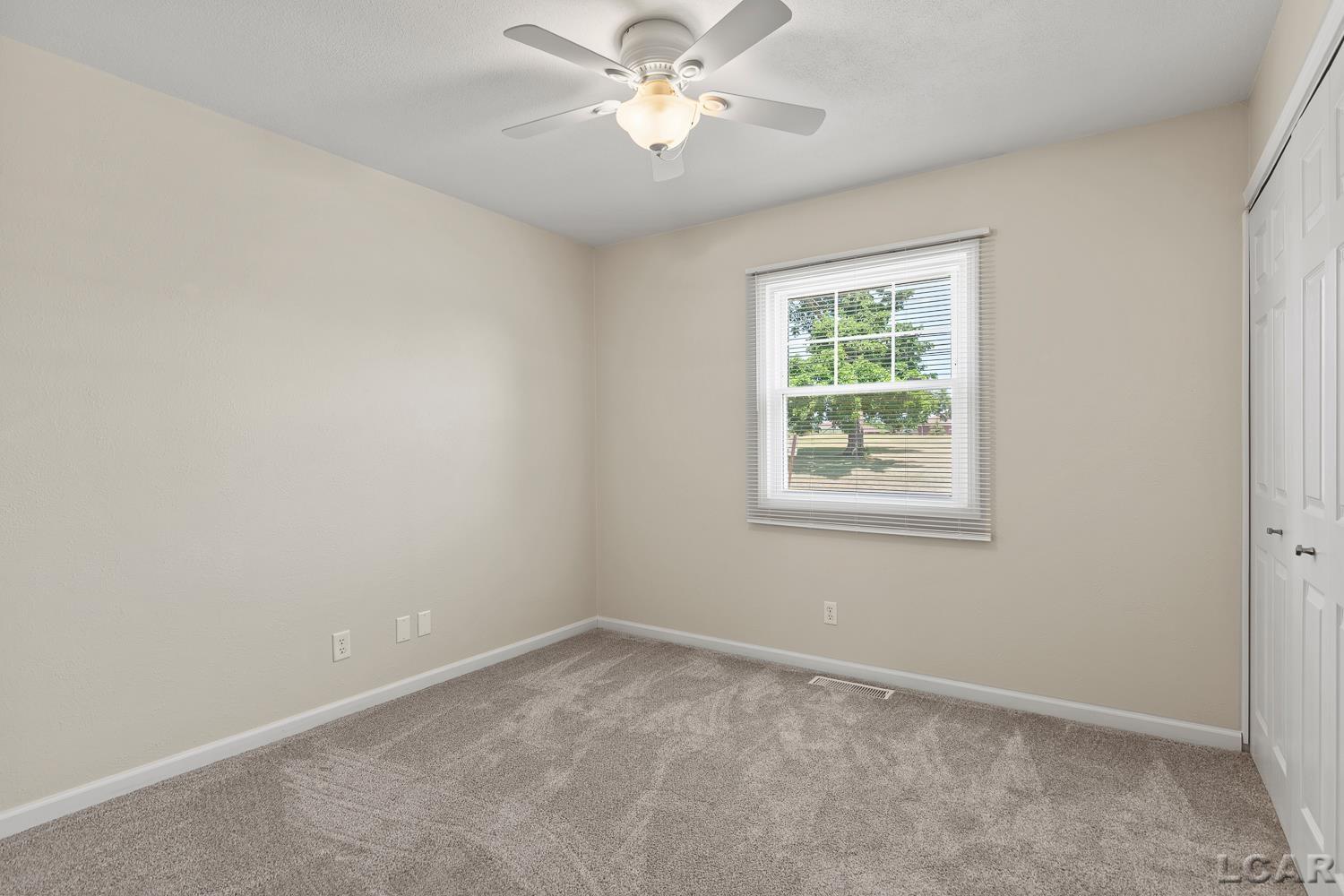 721 Riverside Avenue Adrian, MI 49221 - Photo 33 of 47 50182893-c47175c2-ad5d-4230-9702-0be7f292366e.JPG