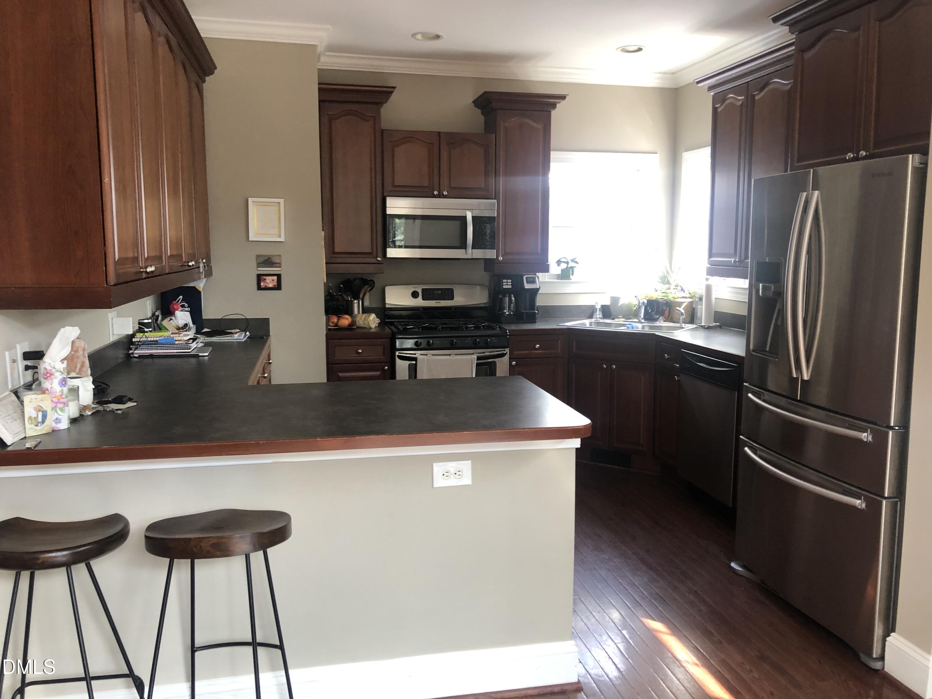 1204 Harp Street Raleigh, NC 27604 - Photo 4 of 16 Kitchen