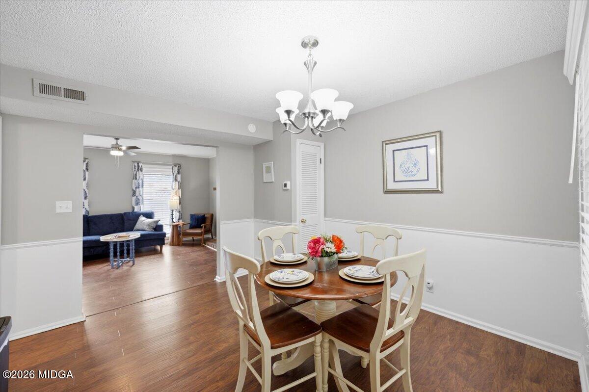 207 Springdale Court Macon, GA 31210 - Photo 8 of 23 05-W7A3490