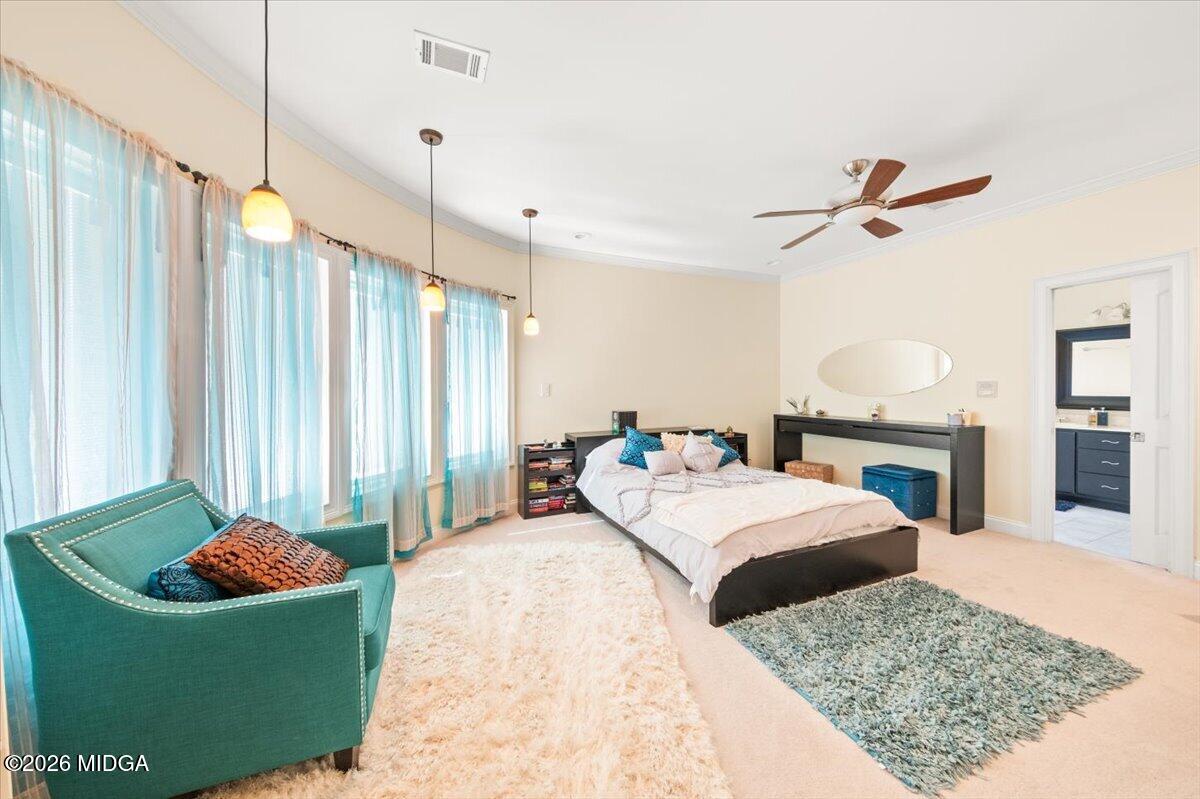 727 Latrobe Way Macon, GA 31220 - Photo 28 of 63 a living room with a bed furniture and a rug
