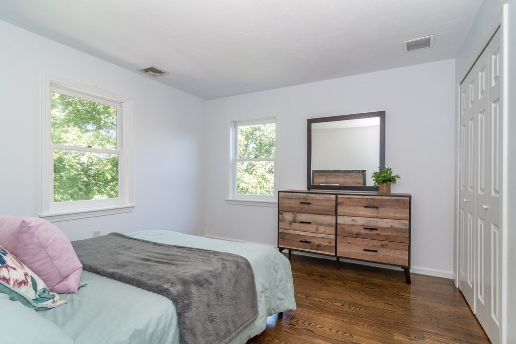 26 Arbor Circle Natick, MA 01760 - Photo 17 of 31