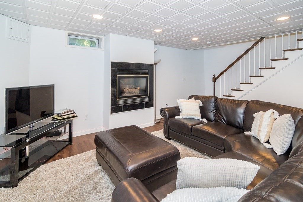 26 Arbor Circle Natick, MA 01760 - Photo 22 of 31