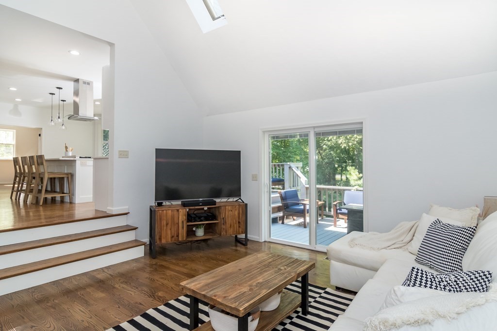 26 Arbor Circle Natick, MA 01760 - Photo 6 of 31