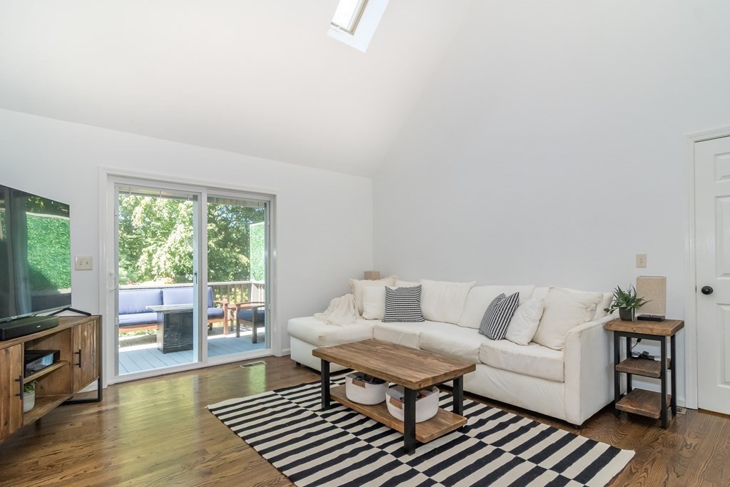 26 Arbor Circle Natick, MA 01760 - Photo 7 of 31