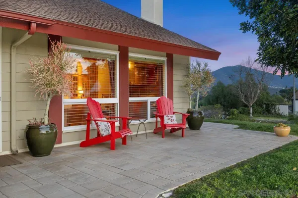 $1,000,000 | 2603 South Barcelona Street, Spring Valley, CA 91977