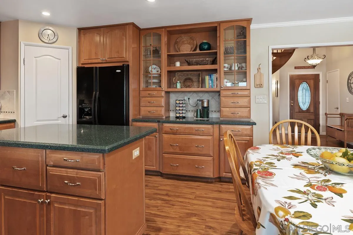 2603 South Barcelona Street Spring Valley, CA 91977 - Photo 19 of 49