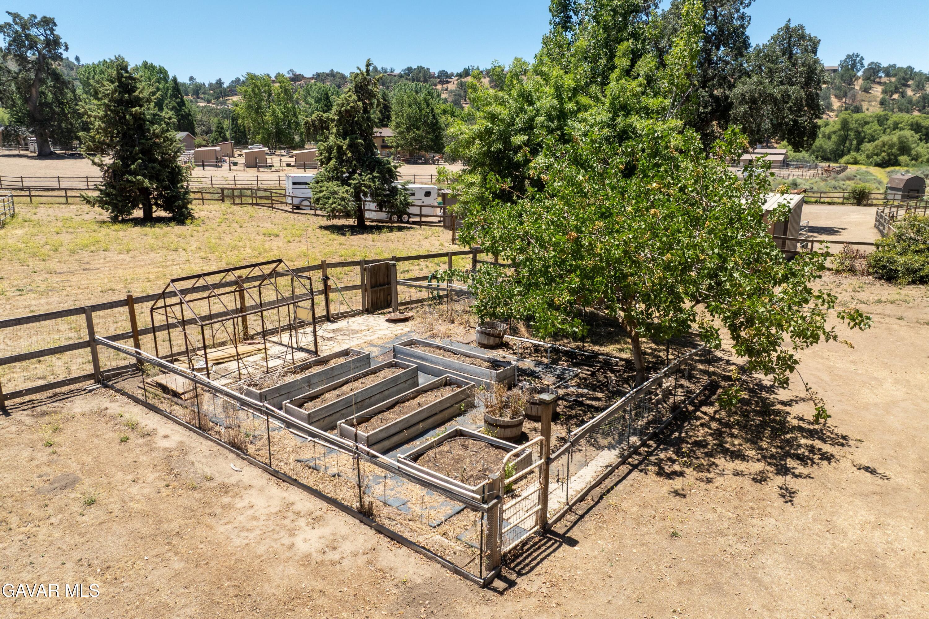 26720 Sutter Court Tehachapi, CA 93561 - Photo 34 of 36 34-DJI_0755-HDR
