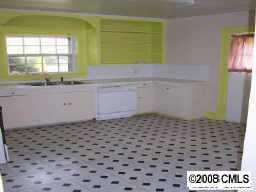 5411 Tuckaseegee Road Charlotte, NC 28208 - Photo 6 of 8 Gallery Image 6