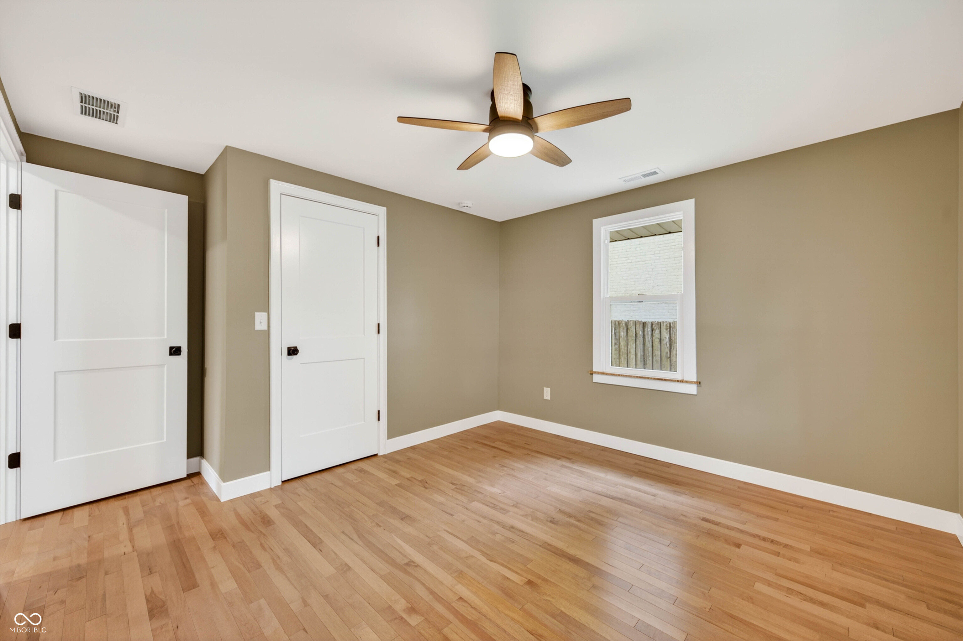 605 8th Street Columbus, IN 47201 - Photo 22 of 29