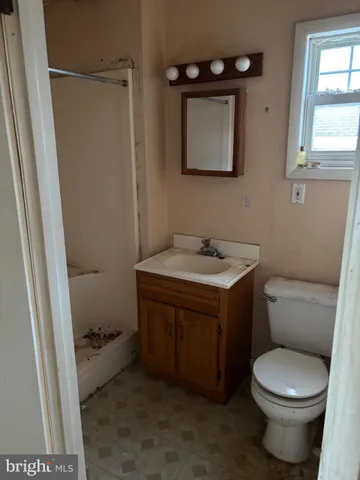 $385,000 | 214 West Front Street, Florence, NJ 08518