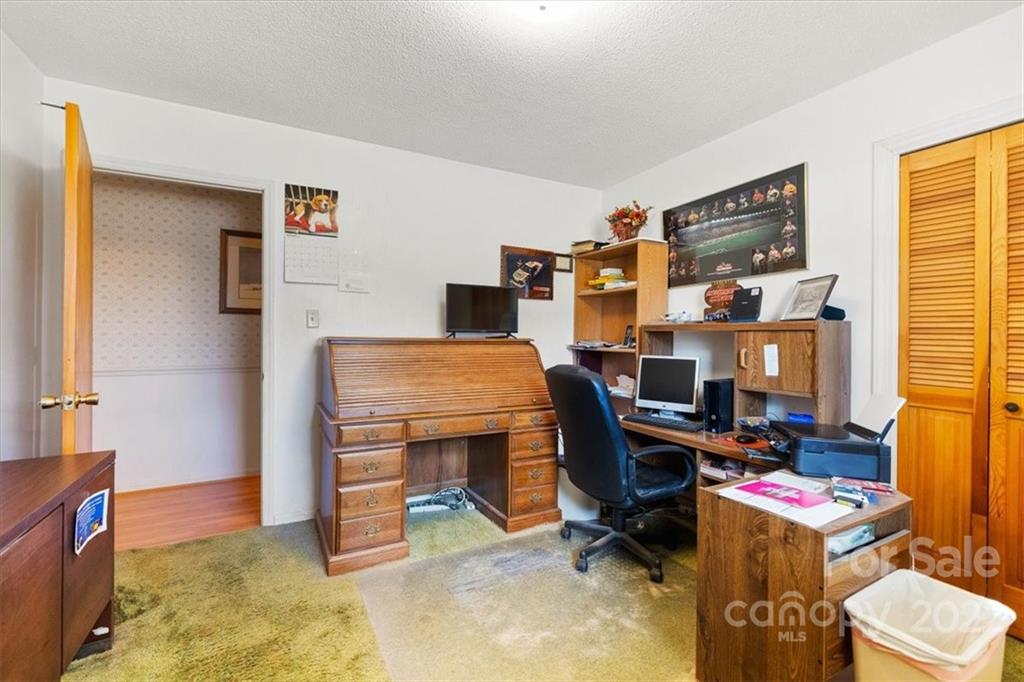 1552 Allen Lane Conover, NC 28613 - Photo 22 of 38 a view of a workspace with furniture