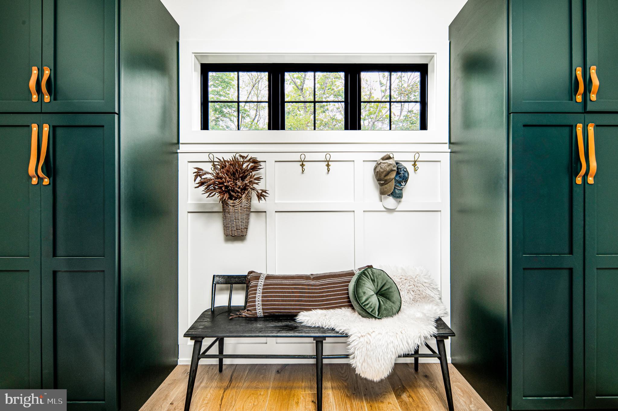 4 Timber Mill Lane, Unit OMBRA Landenberg, PA 19350 - Photo 18 of 33 a living room with furniture
