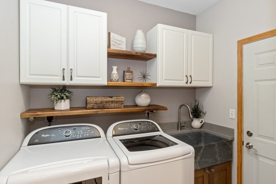 3970 Roberts Ridge Northeast Iowa City, IA 52240 - Photo 22 of 39 Gallery Image 22