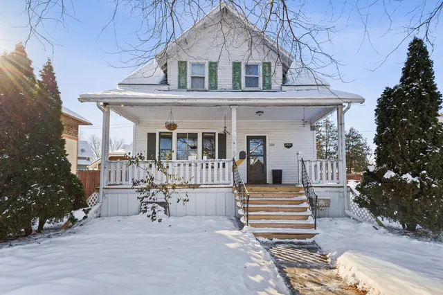 $205,000 | 220 Fond Du Lac Avenue, Fond du Lac, WI 54935