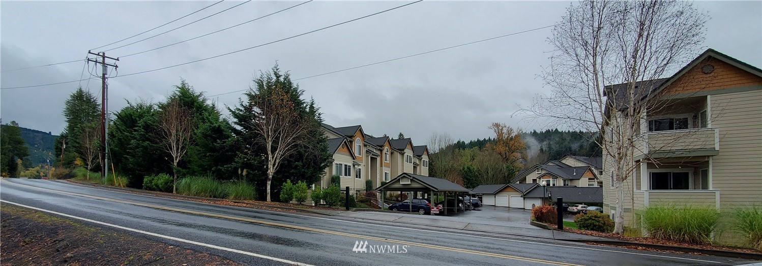 2701 Allen Street Kelso, WA 98626 - Photo 23 of 26 a view of a house with a street