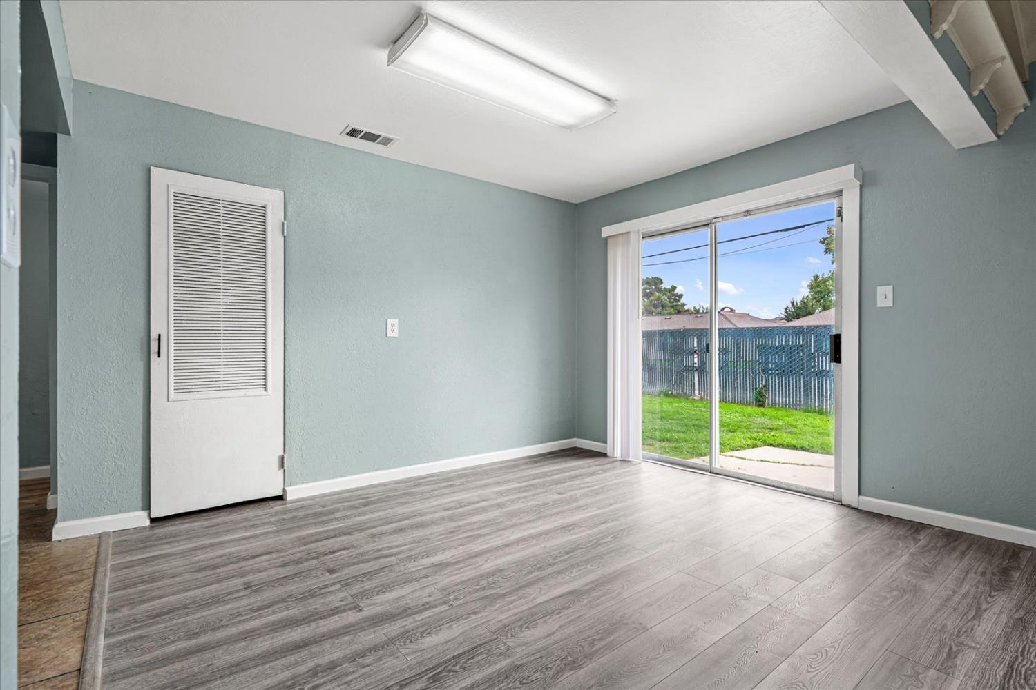 4350 Green Tree Drive Sacramento, CA 95823 - Photo 28 of 38