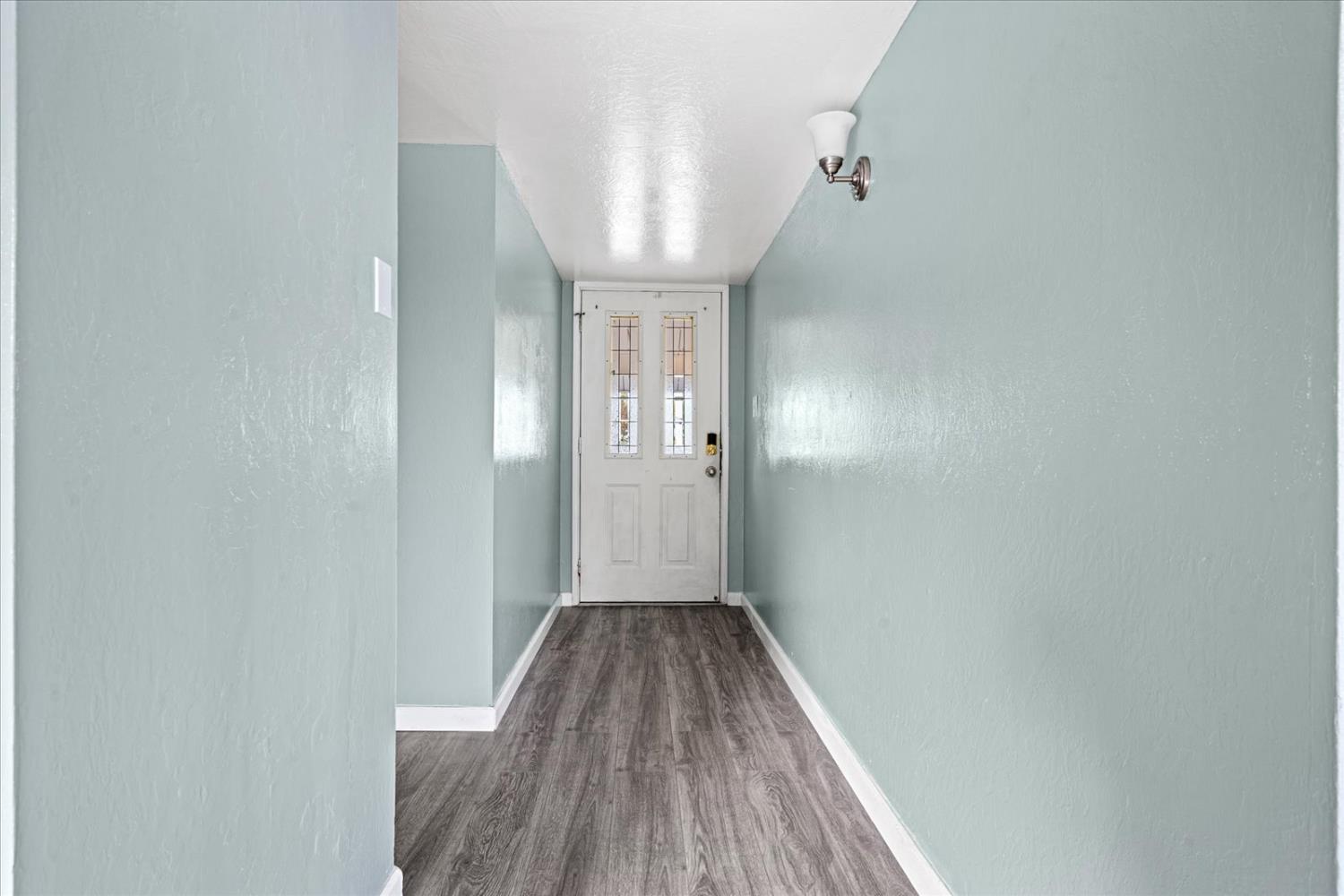 4350 Green Tree Drive Sacramento, CA 95823 - Photo 6 of 38