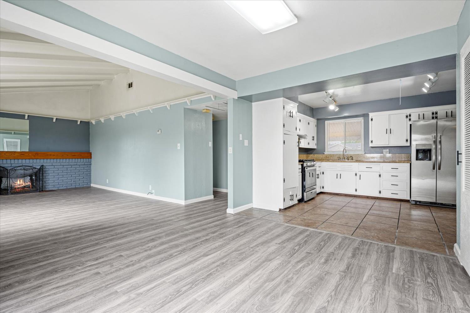 4350 Green Tree Drive Sacramento, CA 95823 - Photo 10 of 38