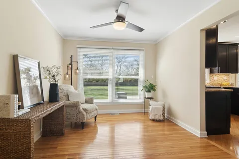 $559,000 | 958 Chaucer Way, Buffalo Grove, IL 60089