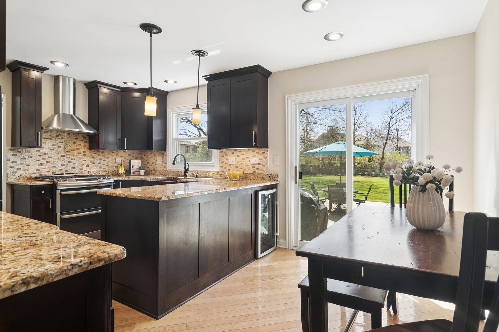 958 Chaucer Way Buffalo Grove, IL 60089 - Photo 6 of 23