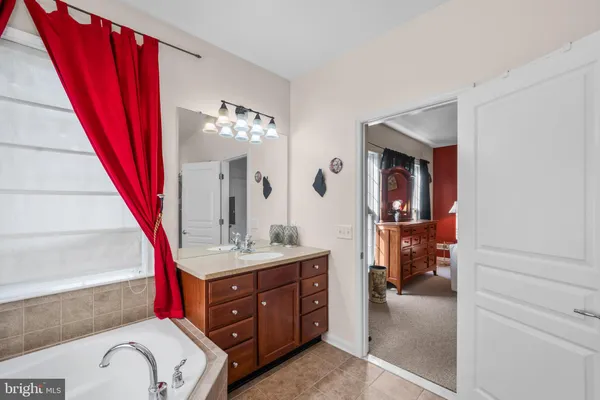 $499,000 | 328 Sentinel Lane, Newark, DE 19702