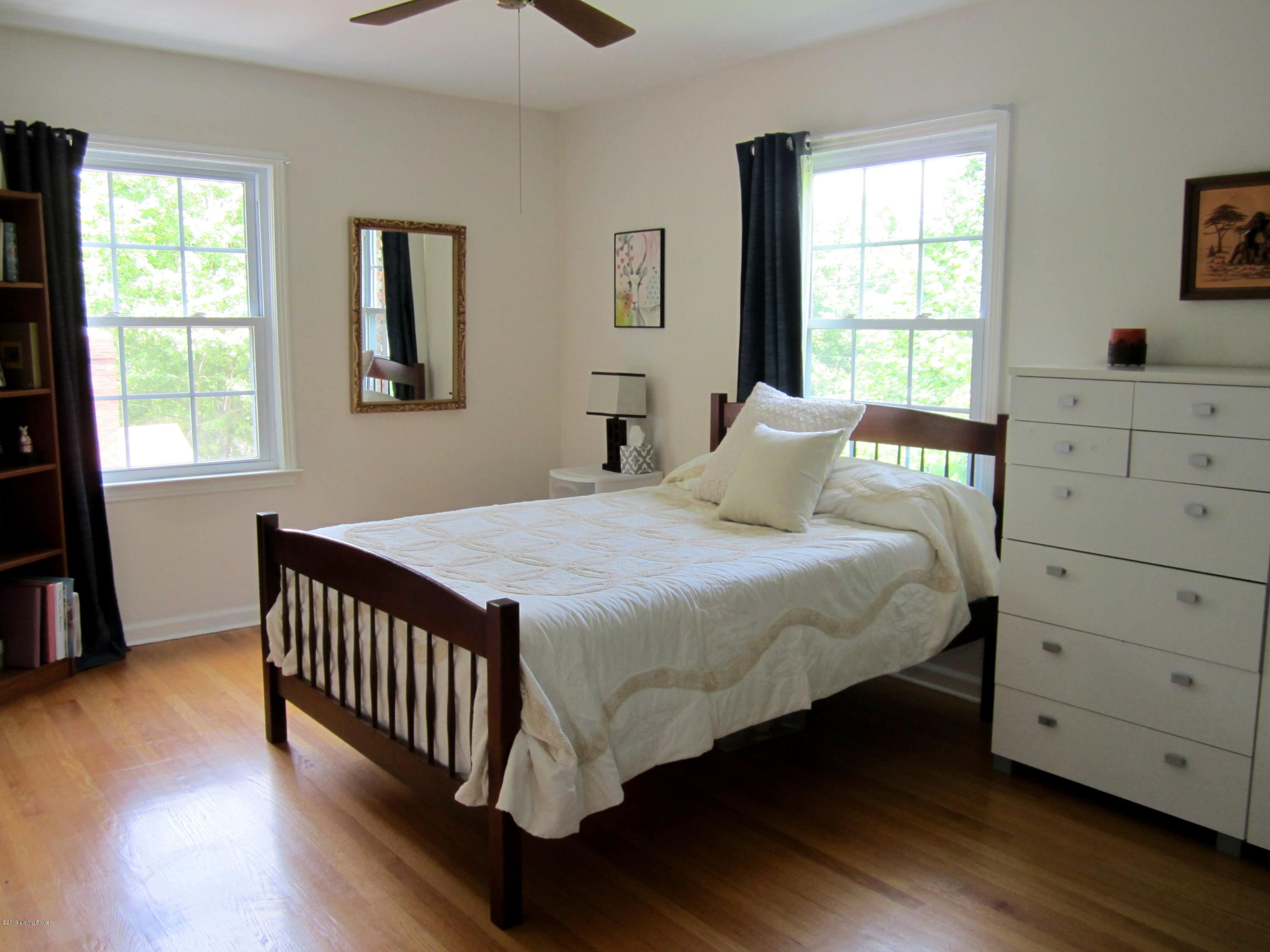 2512 Dundee Road Louisville, KY 40205 - Photo 24 of 47 Bedroom 2 1