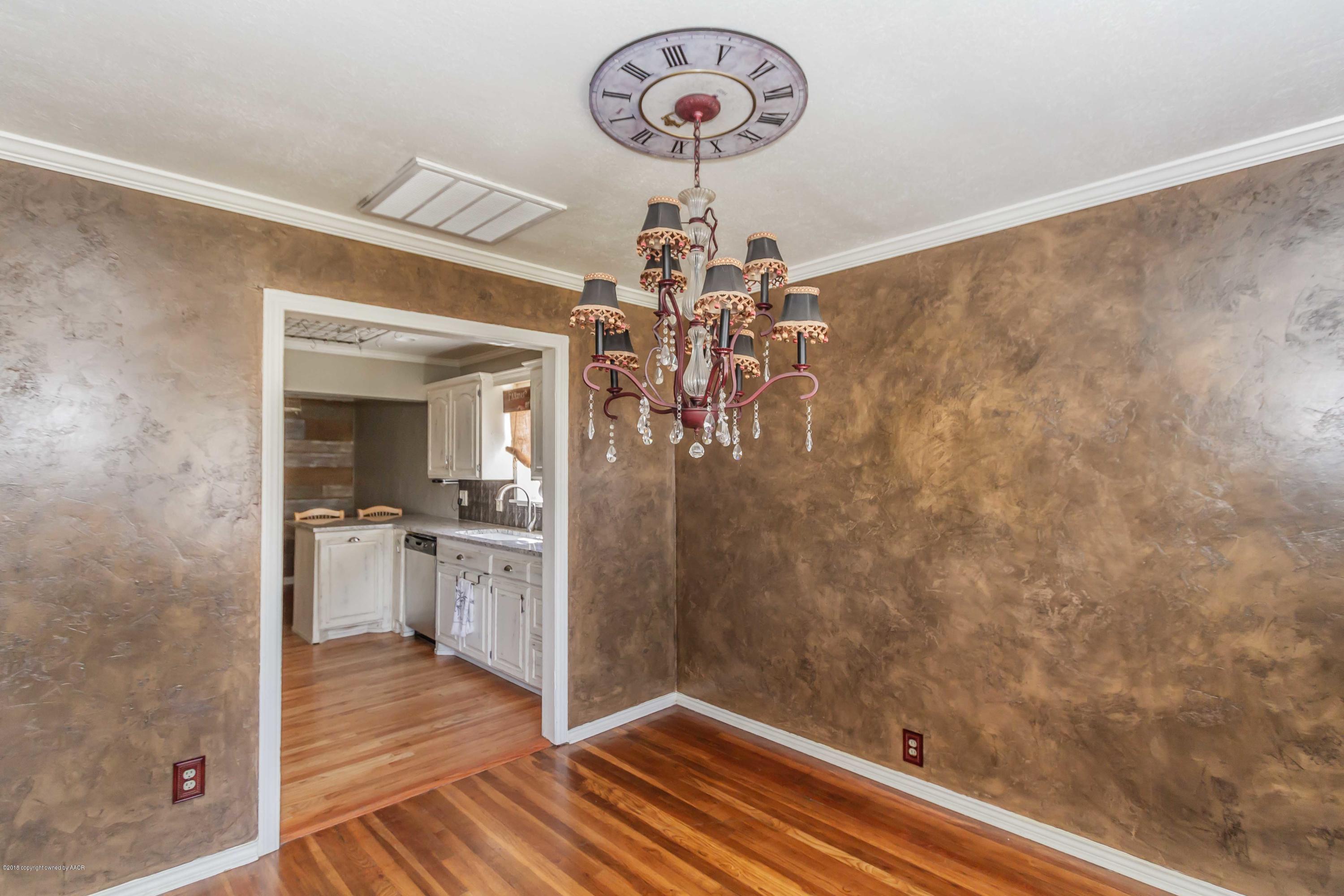 4117 South Bonham Street Amarillo, TX 79110 - Photo 8 of 37 DINING VIEW 1