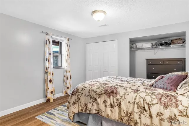 $349,900 | 72 Freymuth Road, Lake St. Louis, MO 63367