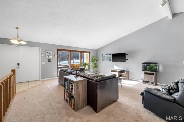 $349,900 | 72 Freymuth Road, Lake St. Louis, MO 63367