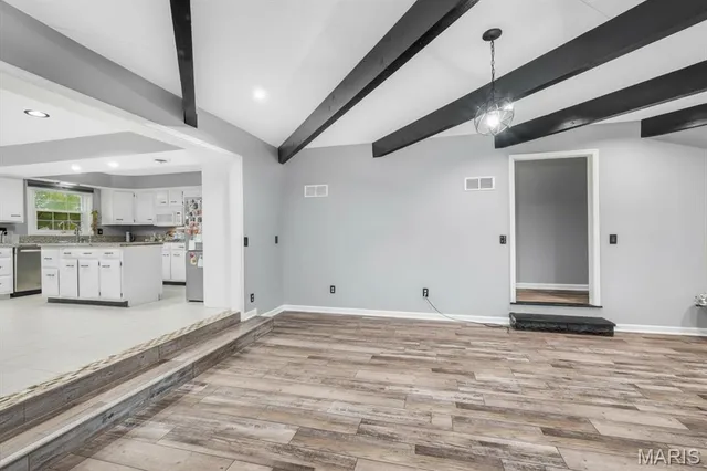 $374,900 | 1110 Cardinal Drive, East Alton, IL 62024